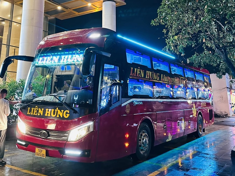 Nhà xe Liên Hưng